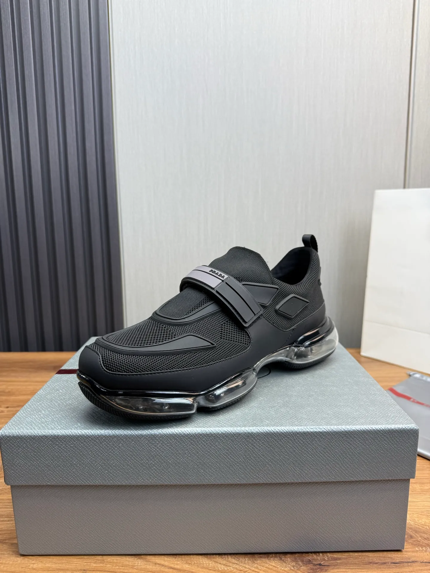 Men's shoes 💰640💰 [PRADA] Men's shoes are popular in the counter, high-quality shipments ✔️Official website synchronization, original fly-woven epoxy fabric + cowhide lining, 1⃣️ to 1⃣️ replica, original air-cushion original bottom, 38-45 (one size larger)